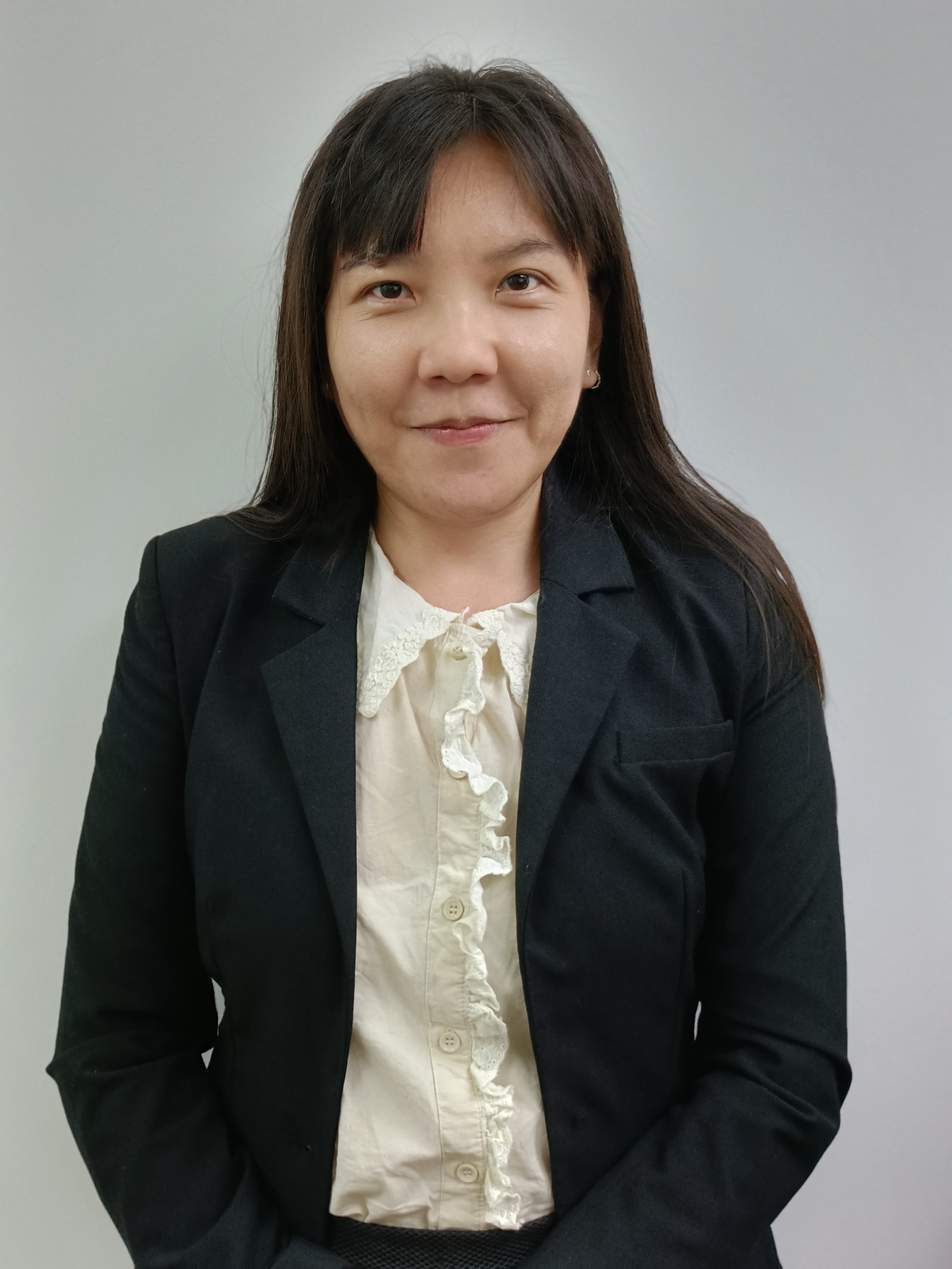 Hiew Yee Peng, Emily